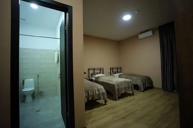 Standard Dört Kişilik Oda, 4 Yatak Odası, Bahçe Manzaralı (With extra bed)