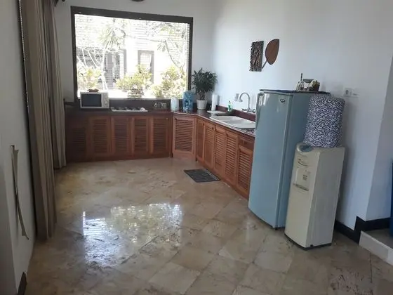 Luxury Villa, Sigara İçilmez