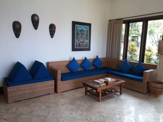 Luxury Villa, Sigara İçilmez