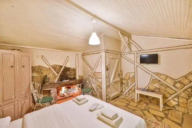 Şömineli Bungalov - Bahçe Manzaralı, Bahçe Katı
