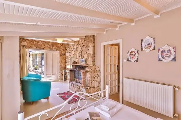 Şömineli Bungalov - Bahçe Manzaralı, Bahçe Katı