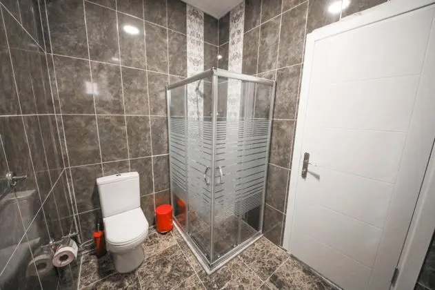 Comfort Oda Ana Bina, Orman veya Kısmi Deniz Manzaralı, Balkonlu