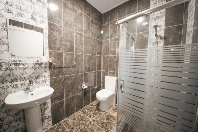 Comfort Oda Ana Bina, Orman veya Kısmi Deniz Manzaralı, Balkonlu