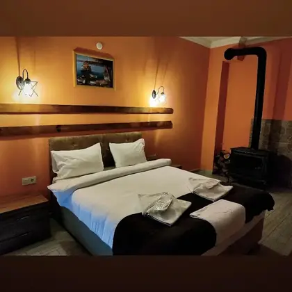 Şömineli Standart Oda, Deniz veya Orman Manzaralı, Şömineli ve Balkonlu
