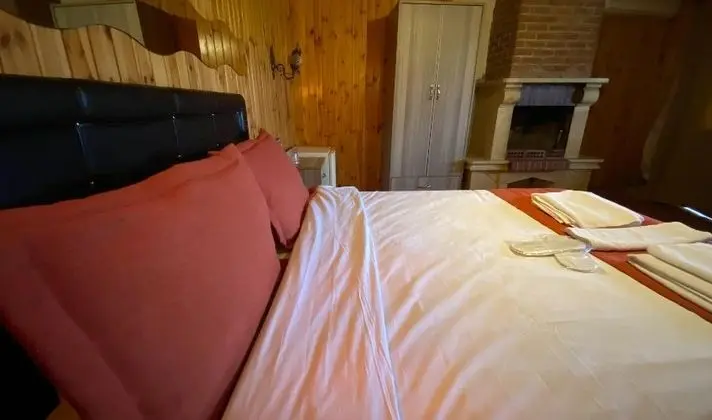 Jakuzili Ve Şömineli Lüx Bungalow