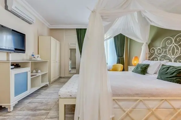 Standart Oda, Bahçe Manzaralı