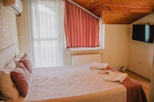 Junior Suite Room