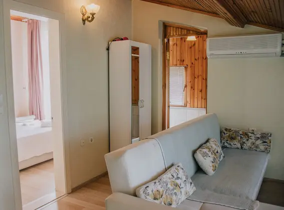 Luxury Suite,Bahçe Manzaralı