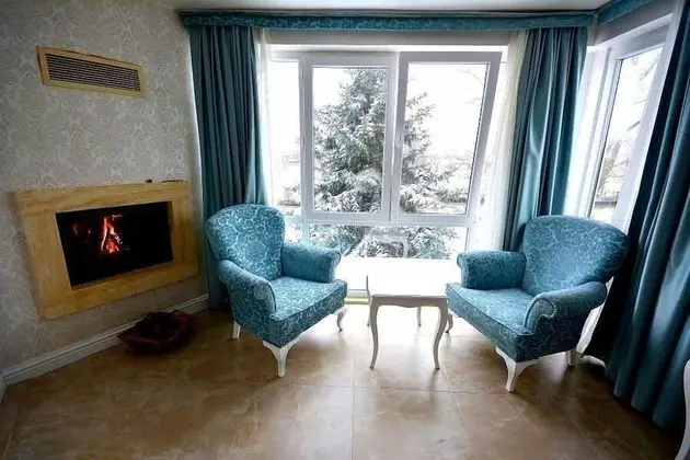 Superior Tek Büyük Yataklı Oda, 1 Büyük (Queen) Boy Yatak, Şömine, Nehir Manzaralı