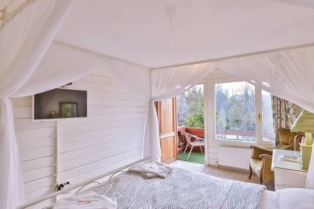 Çift Kişilik Ahşap Oda - Nehir Manzaralı , Nehir Manzaralı