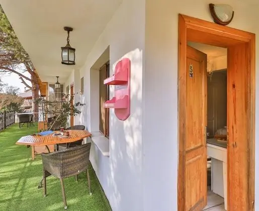 Çift Kişilik, Nehir Manzaralı, Şömineli