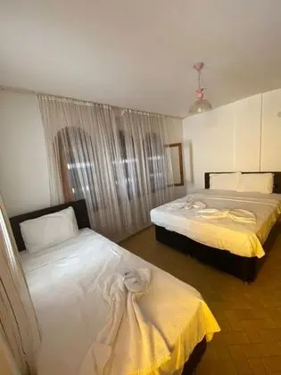 Villa 3+1 Oda, Kısmi Deniz Manzaralı, Balkonlu