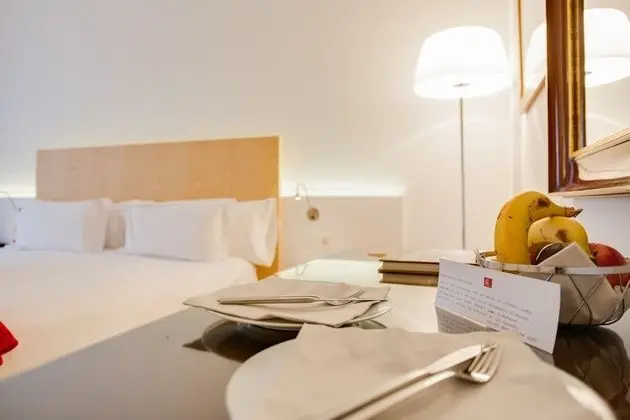 Deluxe Büyük Yataklı Tek Kişilik Oda