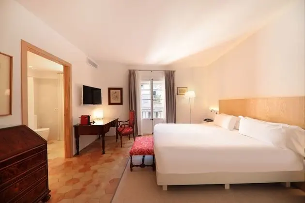 Deluxe Büyük Yataklı Tek Kişilik Oda