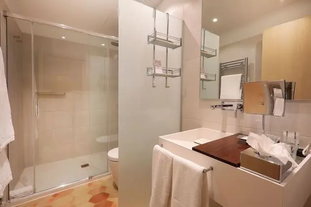 Deluxe Büyük Yataklı Tek Kişilik Oda