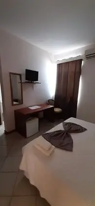 Basic Tek Büyük veya İki Ayrı Yataklı Oda