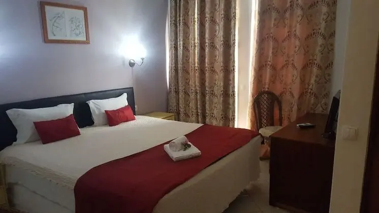 Panoramic Tek Büyük veya İki Ayrı Yataklı Oda