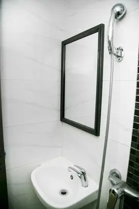 Basic Üç Kişilik Oda (Private Bathroom)