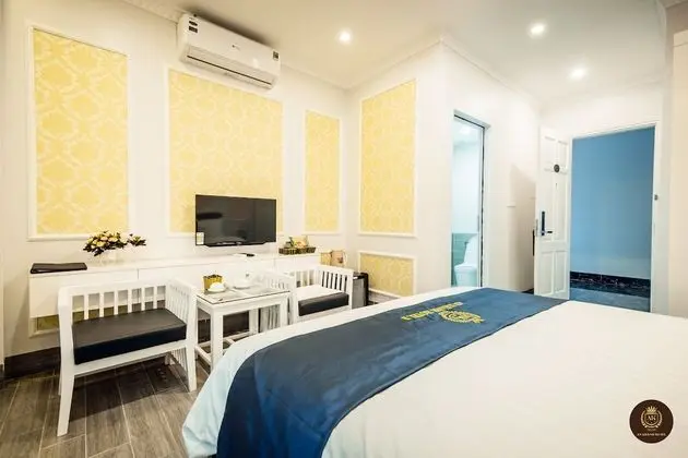 Deluxe Tek Büyük Yataklı Oda