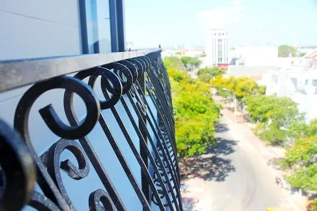 Deluxe Tek Büyük Yataklı Oda, Balkon