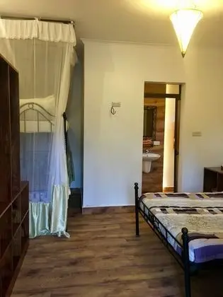 Superior Üç Kişilik Oda, Özel Banyo, Havuz Manzaralı