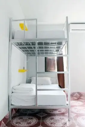 Ortak Ranzalı Oda, Sadece kadınlar için (Bed in 8-Bed)