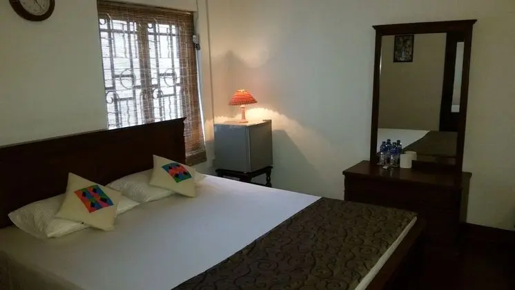 Deluxe Tek Büyük veya İki Ayrı Yataklı Oda, 1 Yatak Odası, Bahçe Manzaralı, Bahçeli