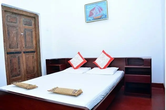Deluxe Tek Büyük veya İki Ayrı Yataklı Oda, 1 Yatak Odası, Bahçe Manzaralı, Bahçeli