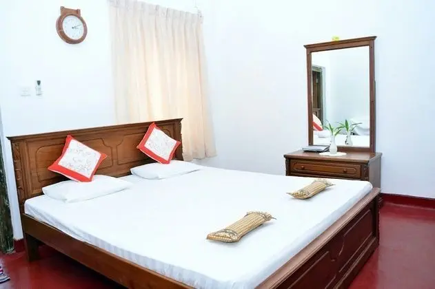 Deluxe Tek Büyük veya İki Ayrı Yataklı Oda, 1 Yatak Odası, Bahçe Manzaralı, Bahçeli