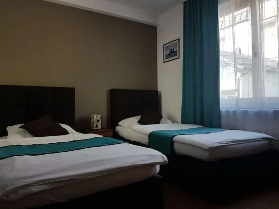 Tek Büyük Yataklı Oda