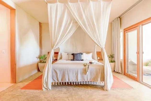Junior Suite Oceanfront Beach level