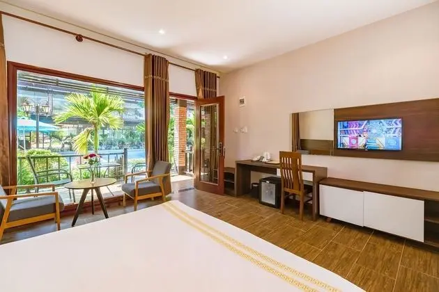 Deluxe Bungalov, 1 En Büyük (King) Boy Yatak, Havuz Manzaralı