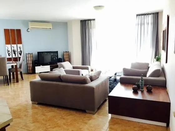Deluxe Apart Daire