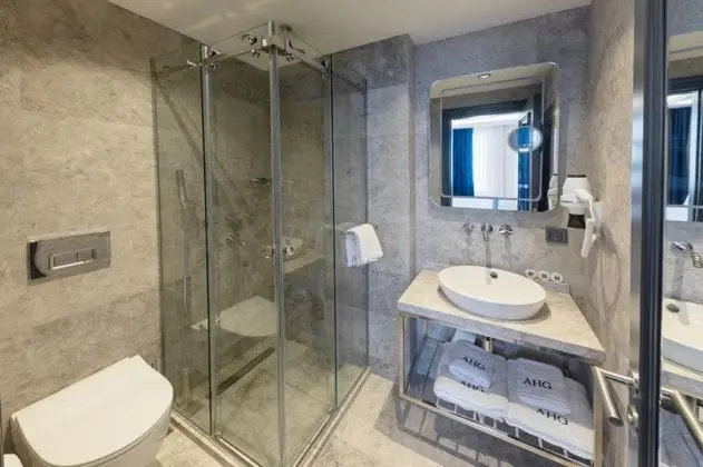 Deluxe Üç Kişilik Oda , Şehir Manzaralı