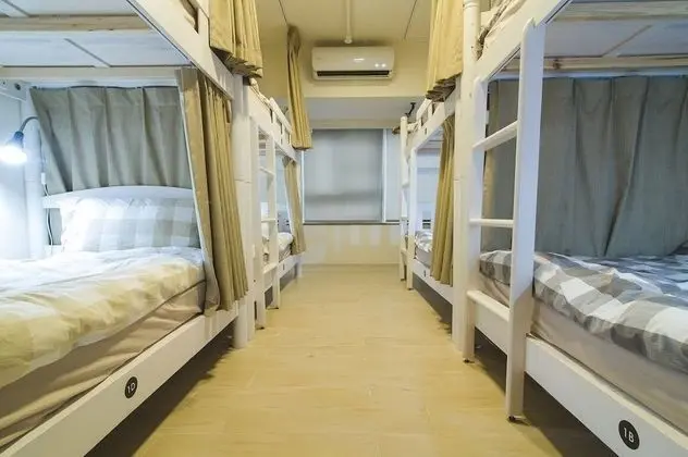 Ortak Ranzalı Oda, Ortak Banyo (Male)