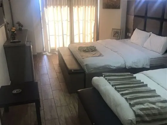 Deluxe Üç Kişilik Oda, Deniz Manzaralı