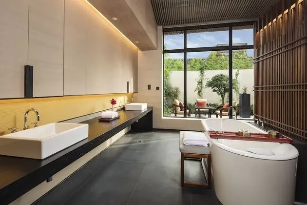 Superior Tek Büyük Yataklı Oda