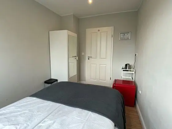 Basic Büyük Yataklı Tek Kişilik Oda