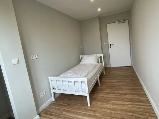 Basic Üç Kişilik Oda