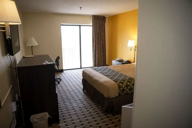 Standard Oda, 1 Büyük (Queen) Boy Yatak