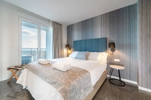 Premium Çatı Katı Süiti (Penthouse)