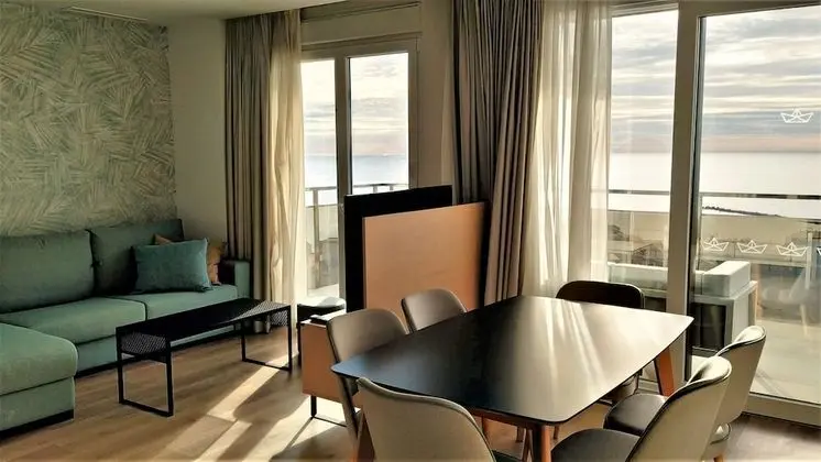 Premium Çatı Katı Süiti (Penthouse)