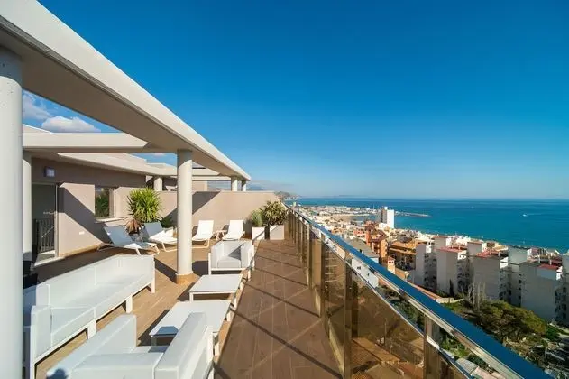 Premium Çatı Katı Süiti (Penthouse)