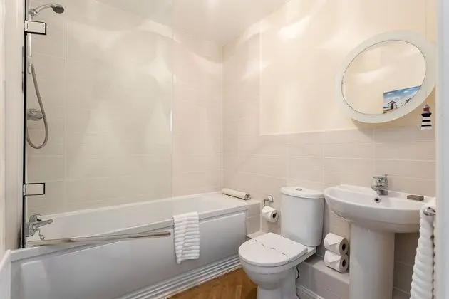 Ev (2 Bedrooms)