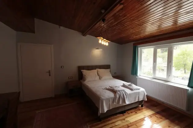 Standart Oda, Bahçe Manzaralı