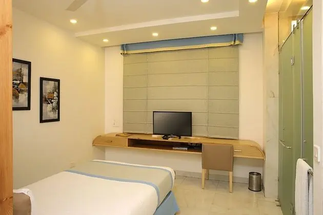 Deluxe Tek Büyük Yataklı Oda