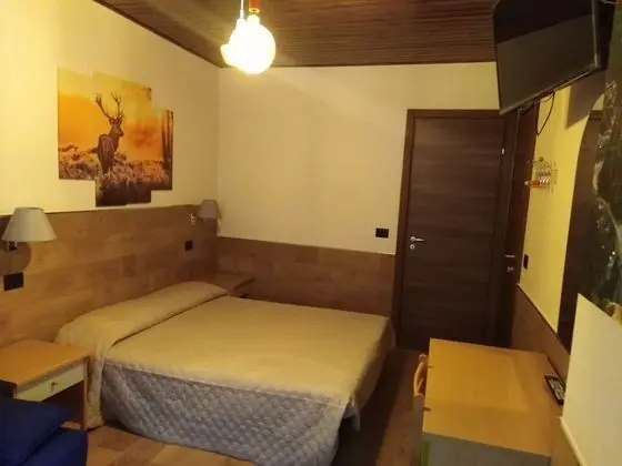 Tek Büyük Yataklı Oda
