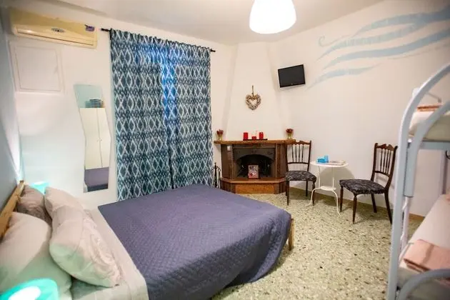 Dört Kişilik Oda, Ortak Banyo (Aria)