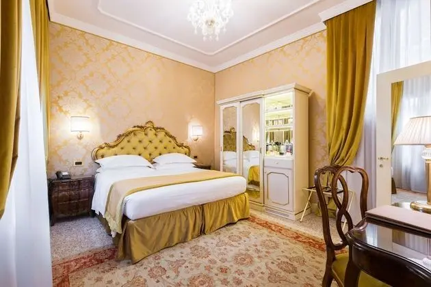 Comfort Tek Büyük veya İki Ayrı Yataklı Oda, Engellilere Uygun, Zemin Kat