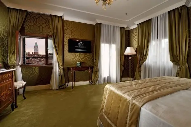 Deluxe Tek Büyük veya İki Ayrı Yataklı Oda